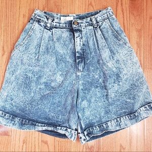 [Vintage] acid washed high waisted shorts